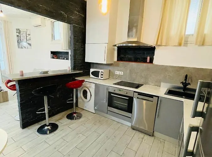 Apartment San Lazaro